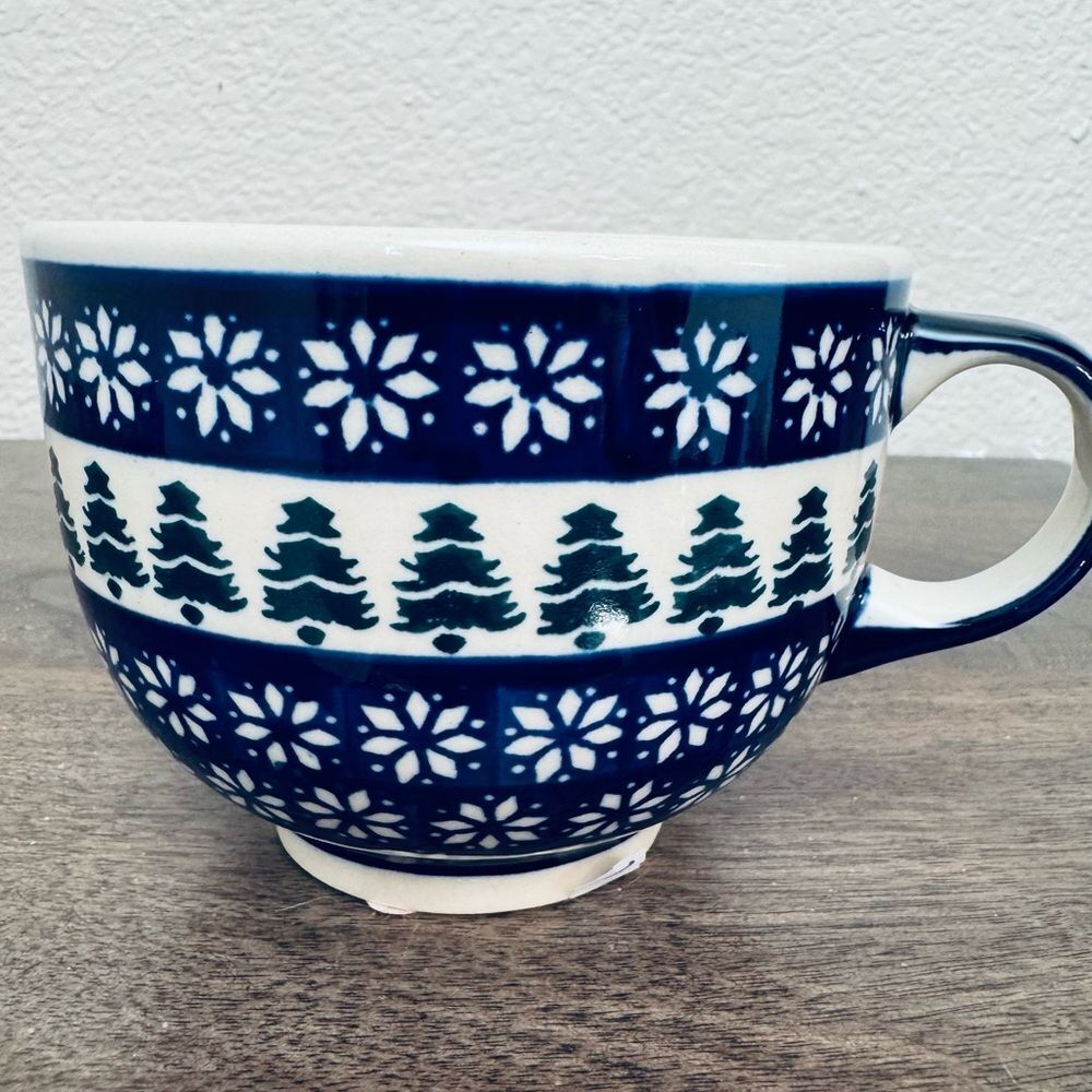 Polish Pottery Boleslawiec Christmas Tree Snowflakes Holiday Ceramic Mug Cup